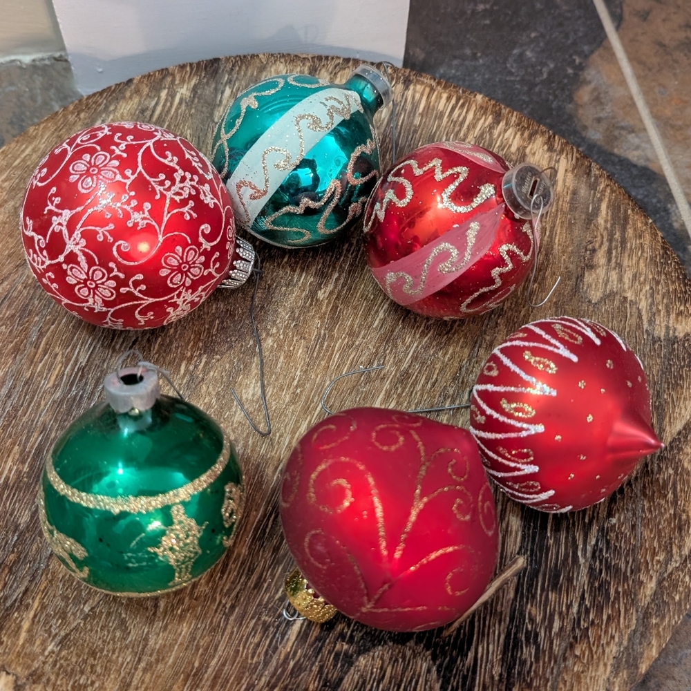 Vintage Glass Christmas Ornaments Lot Of 6 Red And Green